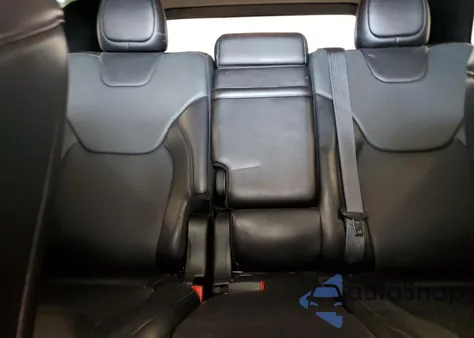 2018 Jeep Cherokee Overland from USA, damaged, VIN 1C4PJMJX1JD597975